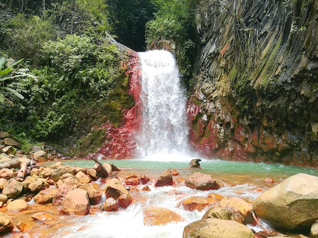 Foto as cachoeiras de pulang bato