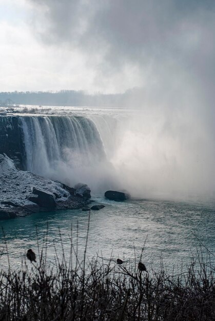 Foto as cataratas do niágara do lado canadense das cataratas da ferradura de ontário