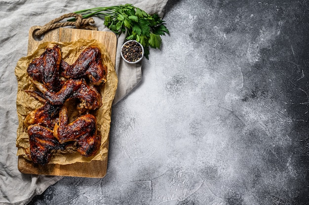 Asas de frango para churrasco Fazenda fundo de carne orgânica