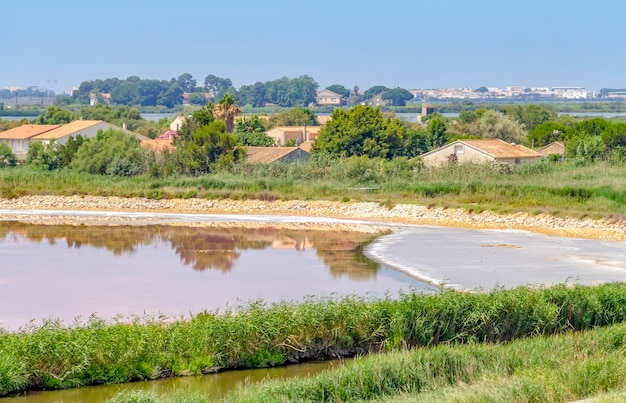 asentamiento cerca de AiguesMortes