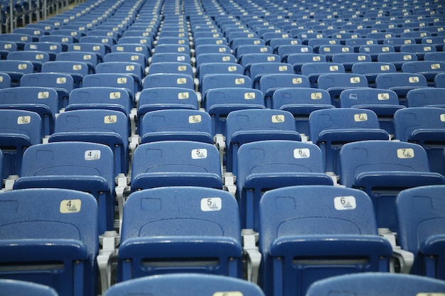 Asientos vacíos en el Estadio Gillette en Foxborough MA