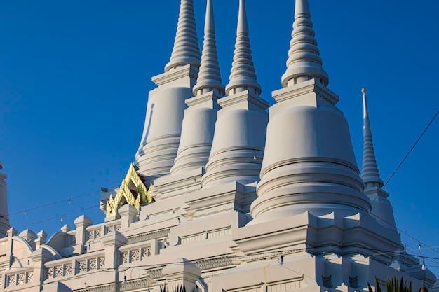 Asokaram-Tempel Provinz Samut Prakan Wichtige weiße Pagode des alten Tempels