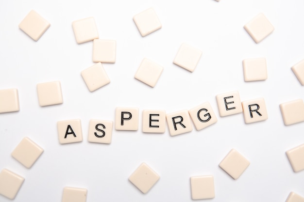 Asperger buchstabiert in Briefstücken