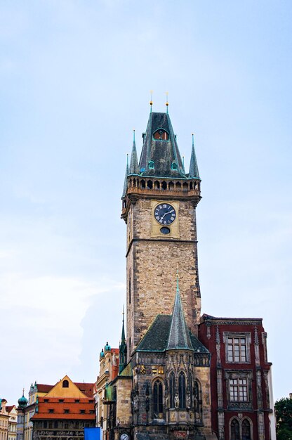 Foto astronomische uhr am altstädter rathausturm in prag