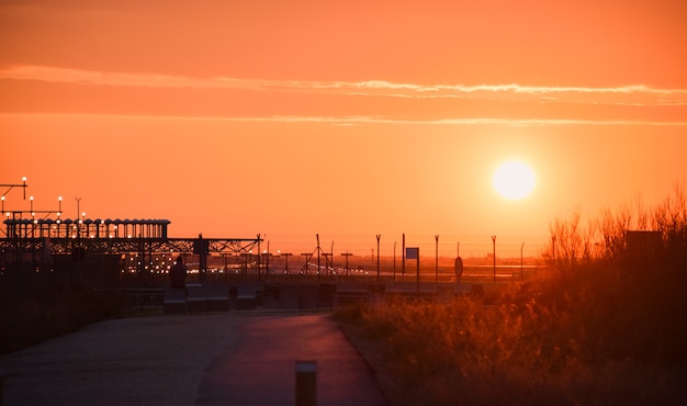 Atardecer en el aeropuerto