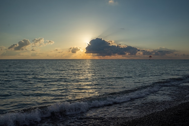 Atardecer en la costa del Mar Negro