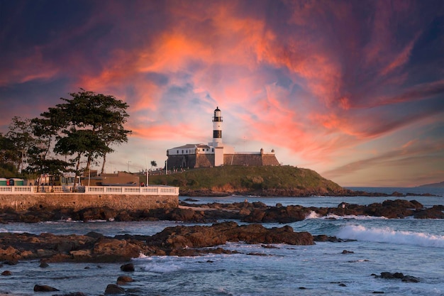 Atardecer en el faro de Barra en Salvador Bahía Brasil.