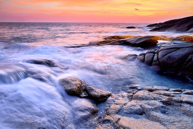 Atardecer en el mar