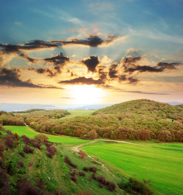 Atardecer en la montaña