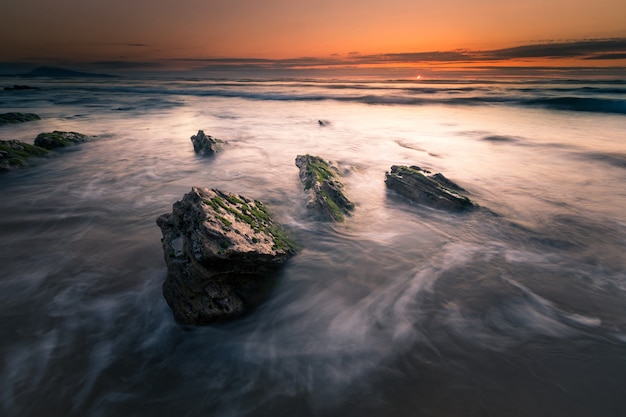 Atardecer en la playa de Bidart, País Vasco.