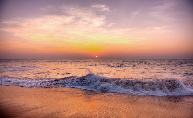 Atardecer en una playa de Samoa