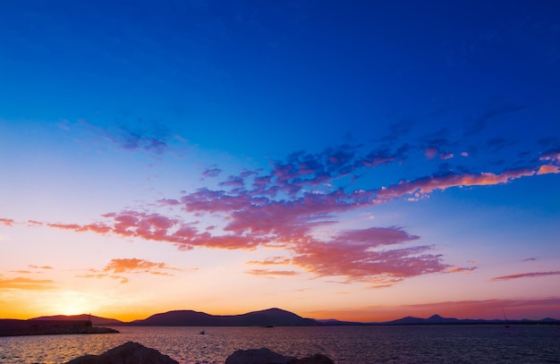 Atardecer rosa en Alghero Cerdeña