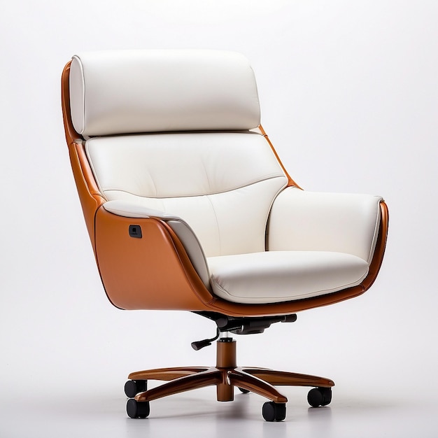 Atemberaubender und luxuriöser, bequemer Bürostuhl aus Leder, isoliert auf weißem Hintergrund