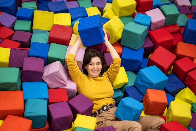 Atividades no parque infantil colorido