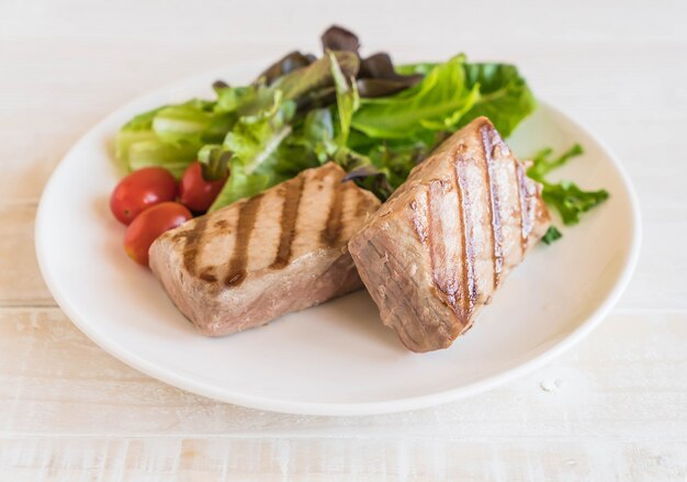 atún con ensalada