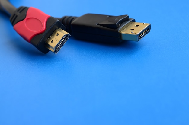 Audio-Video-HDMI-Computerkabelstecker und vergoldeter 20-poliger DisplayPort-Stecker