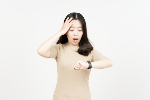 Auf die Uhr schauen und spät kommen Schöne asiatische Frau, Isolated On White Background