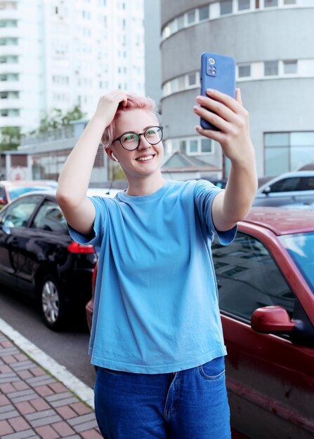 Aufnehmen von Selfie-Selbstporträtfotos auf dem Smartphone