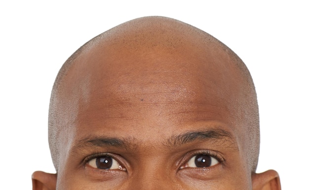 Augen Kopf und Mann mit erhobenen Augenbrauen Frage oder warum mit Neugier oder Augenpflege für Nahaufnahme auf weißem Hintergrund Abgeschnittenes Porträt Vision oder Sehvermögen mit Untersuchung und Suche nach Perspektive