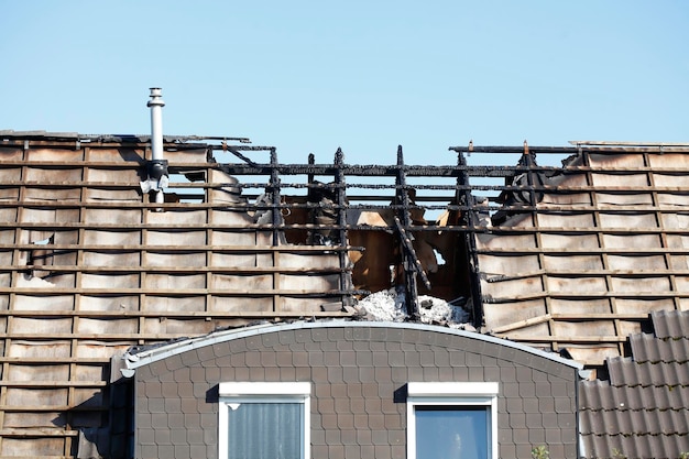 Ausgebranntes Dachgeschoss, Brandschaden, abgebranntes Haus, Alemania, Europa