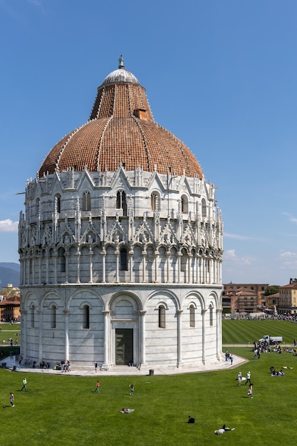 Außenansicht des Baptisteriums in Pisa Toskana Italien