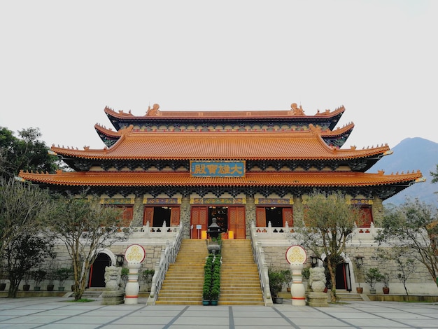 Foto aussicht auf den tempel vor klarem himmel