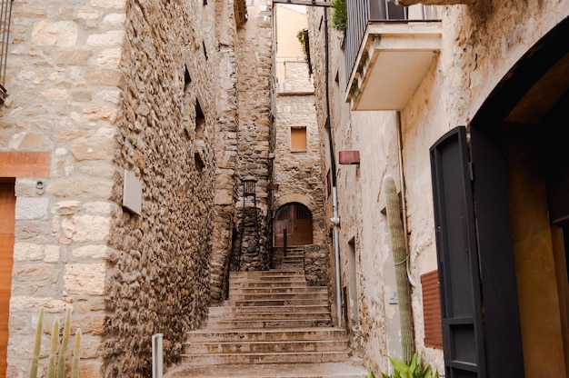 Aussicht auf eine Treppe inmitten von Gebäuden