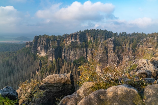 Aussicht vom Lehsteig Herbst en el Parque Nacional Sachsische Schweiz