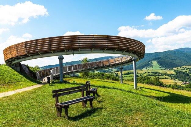 Aussichtsturm in BarcicePoland Poprad Park Landschaft und Beskiden