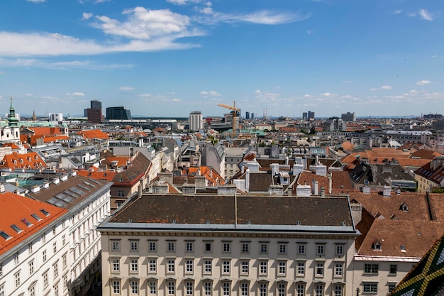 Austria 13 de junio de 2023 Vista de Viena desde la plataforma de observación de la Catedral de San Esteban