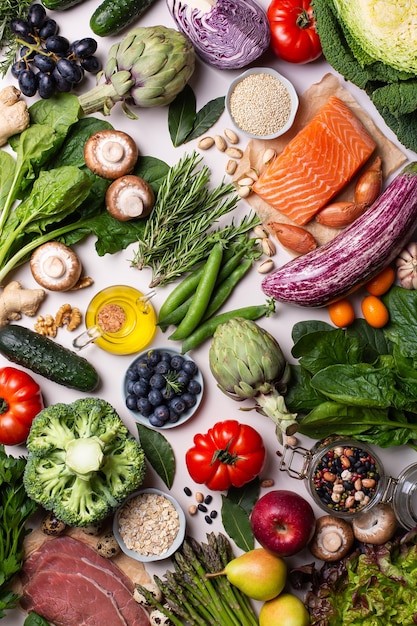 Foto auswahl an gesunden lebensmitteln für eine saubere flexitäre mediterrane ernährung