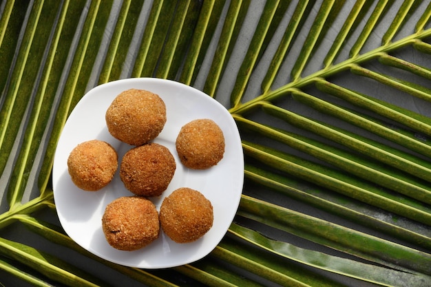 Authentische sri-lankische Koteletts als Snack-Streetfood-Kurzgerichte