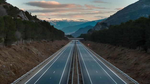 Auto-estrada de alta velocidade nas montanhas espanholas