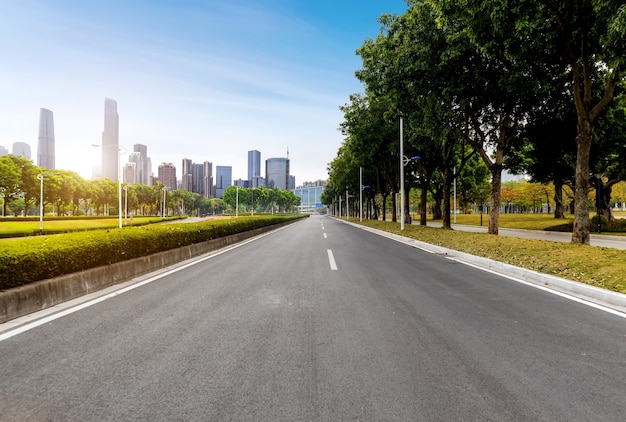 Auto-estrada e construção urbana em guangzhou, china