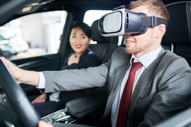 Auto mit VR-Headset testen