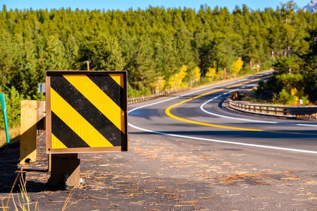 Autobahn im Herbst in Colorado USA