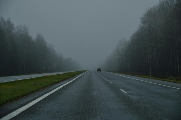 Foto autobahn m-1 im spätherbst