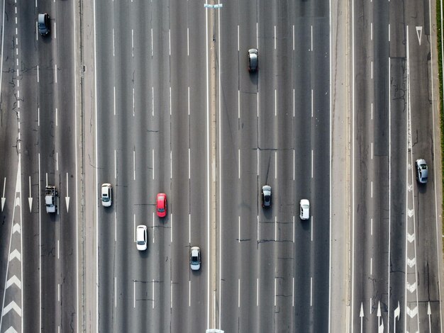 Foto autobahn-oberblick mit wenig verkehr