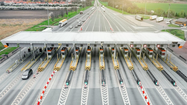 Foto autobahnmautstelle checkpoint auf der straße