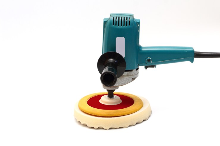 Foto autopflege mit power-puffer-maschine