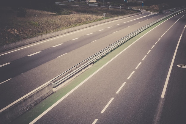 Autopista a través de Francia en verano