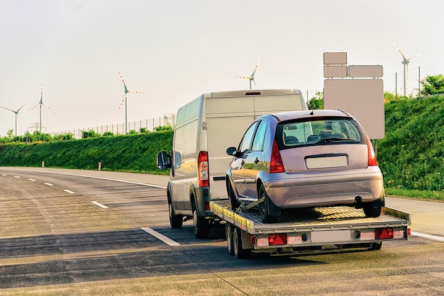 Autotransporter auf der Straße in der Tschechischen Republik