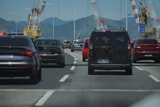 Autoverkehr auf der Brücke Rio NiterÃƒÂ³i, Rio De Janeiro, Brasilien.