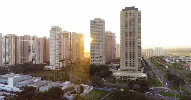 Avenida Professor João Fiúza, die berühmteste Allee in Ribeirão Preto, São Paulo / Brasilien