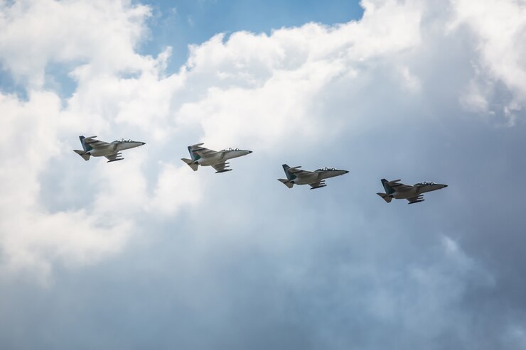 Foto aviones en el cielo en un espectáculo aéreo