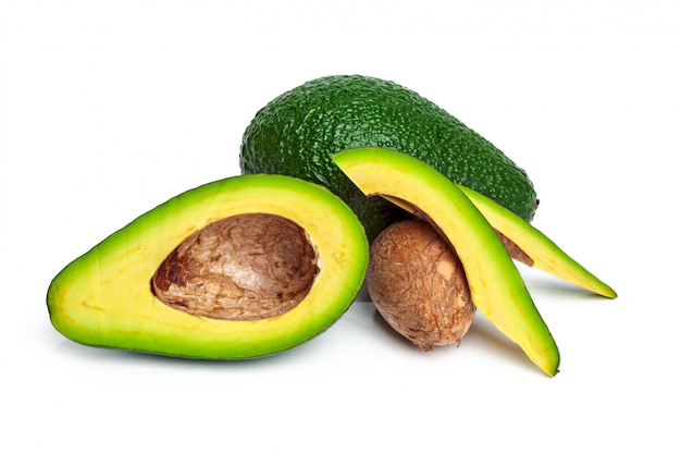 Avocado lokalisiert auf einem weißen Hintergrund