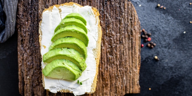 Avocado Sandwich köstliche vegetarische oder vegane Frühstücksportion