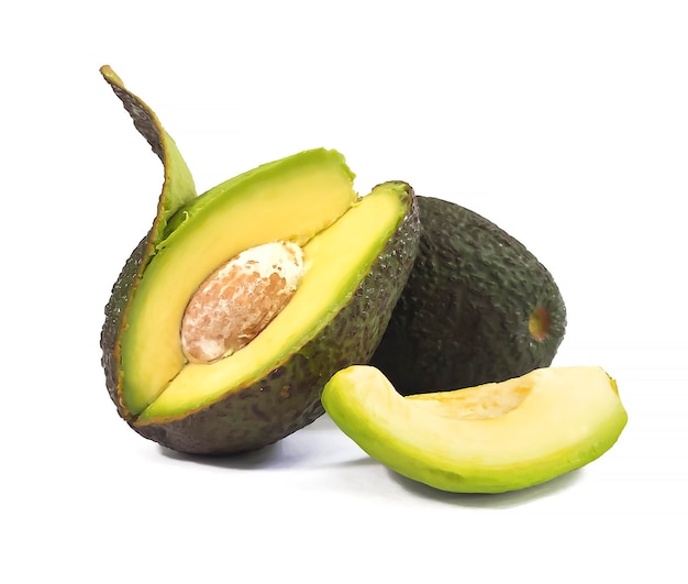 Avocado voll und halb in der Gruppe