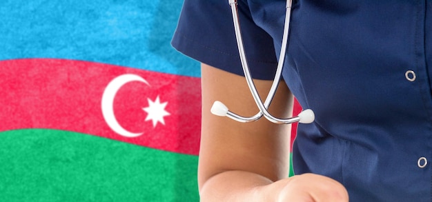 Azerbaiyán bandera doctora con estetoscopio, sistema nacional de salud