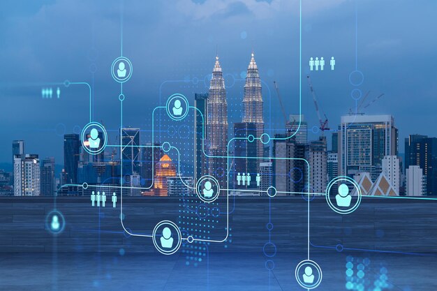 Azotea con terraza de madera Horizonte nocturno de Kuala Lumpur Proceso de reclutamiento para contratar candidatos para consultoría de negocios internacionales Iconos digitales de redes de recursos humanos Centro de la ciudad Doble exposición